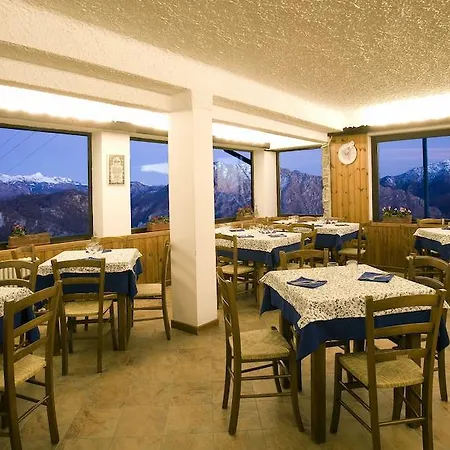 מלון Rifugio Soldanella 3*
