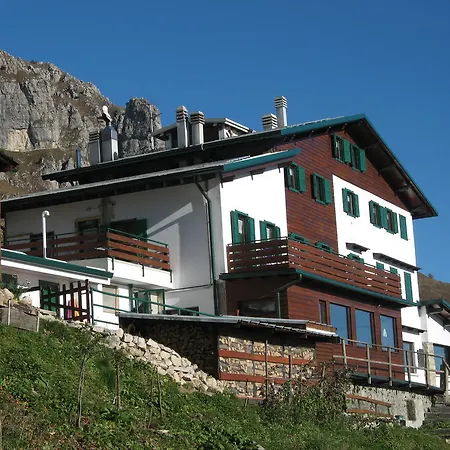 Hotel Rifugio Soldanella Ballabio